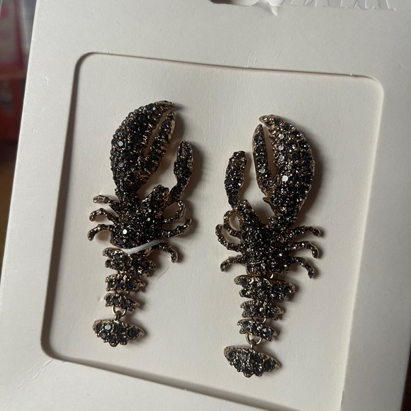 Zara Jewelry - NWT Zara Rhinestone Lobster Earrings in Anthracite Gray / Black & Gold STUNNING